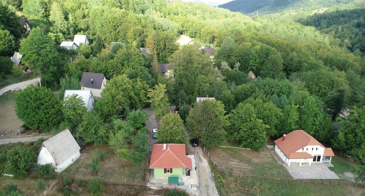 Green Eco Cottage Колашин Экстерьер фото